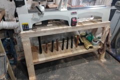 latheStand